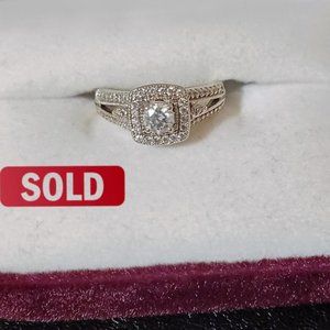 Women's 10K White Gold Diamond Ring